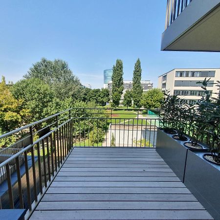 Kahlenbergblick Im Viertel Zwei Apartment Vienna Luaran gambar