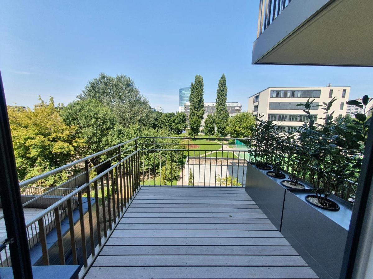 Kahlenbergblick Im Viertel Zwei Apartment Vienna Luaran gambar
